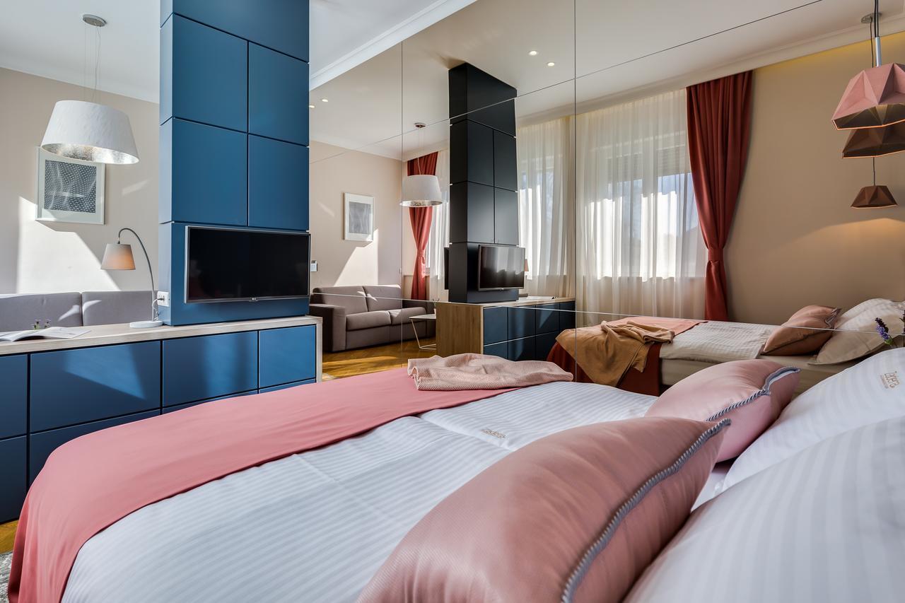 Zadera Accommodation Zadar Bagian luar foto